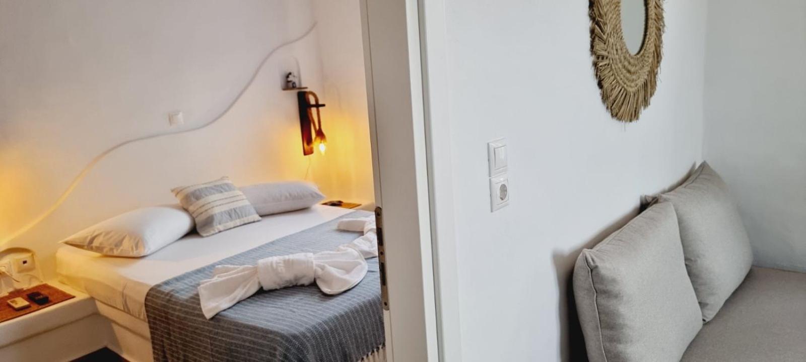 Syros Apartments Suites Chryssonisos Кинион Экстерьер фото